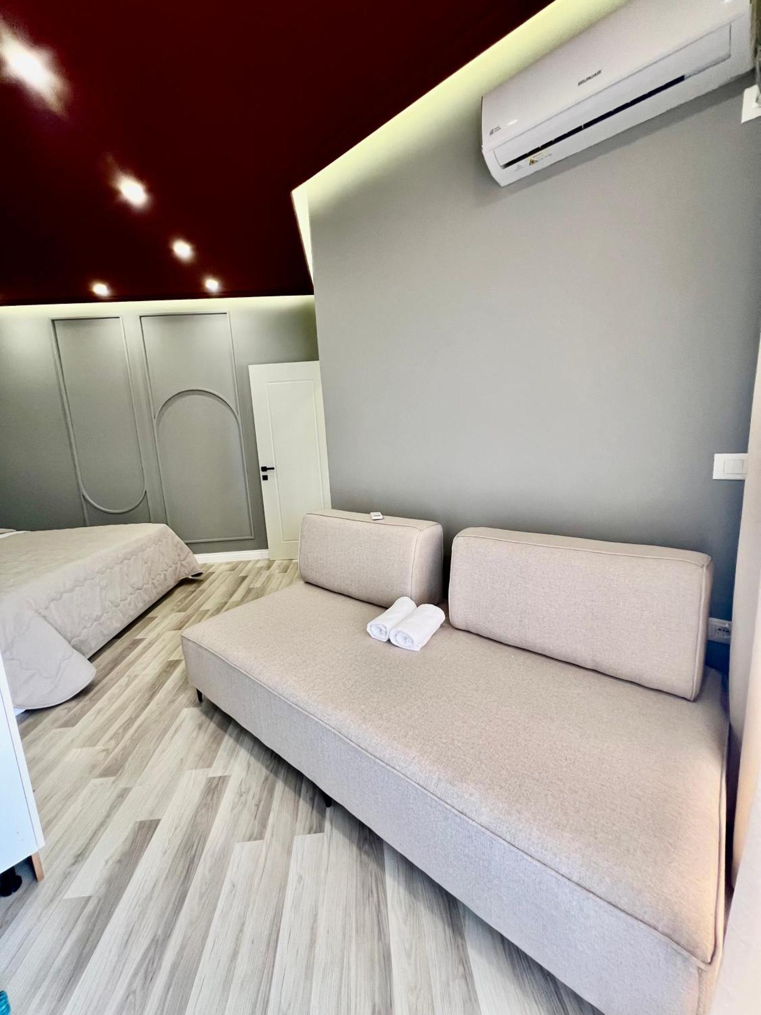Spiranca Luxury Suites Tirana Cameră foto