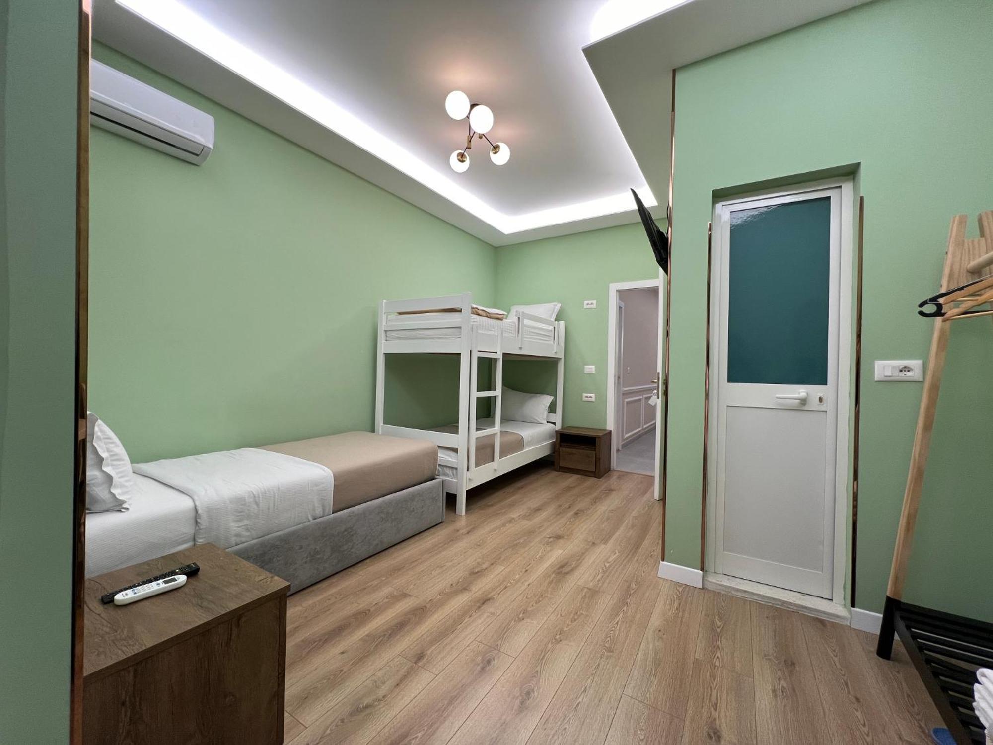 Spiranca Luxury Suites Tirana Exterior foto